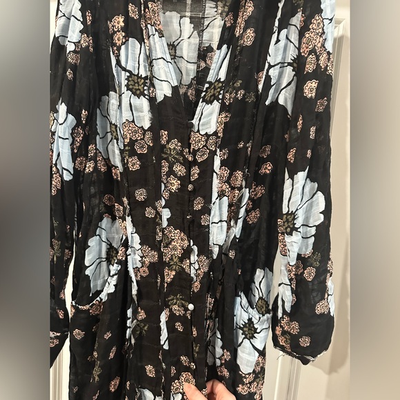 Free People floral maxi 😍 - Picture 3 of 4